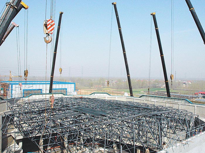 玉树网架高空滑移法